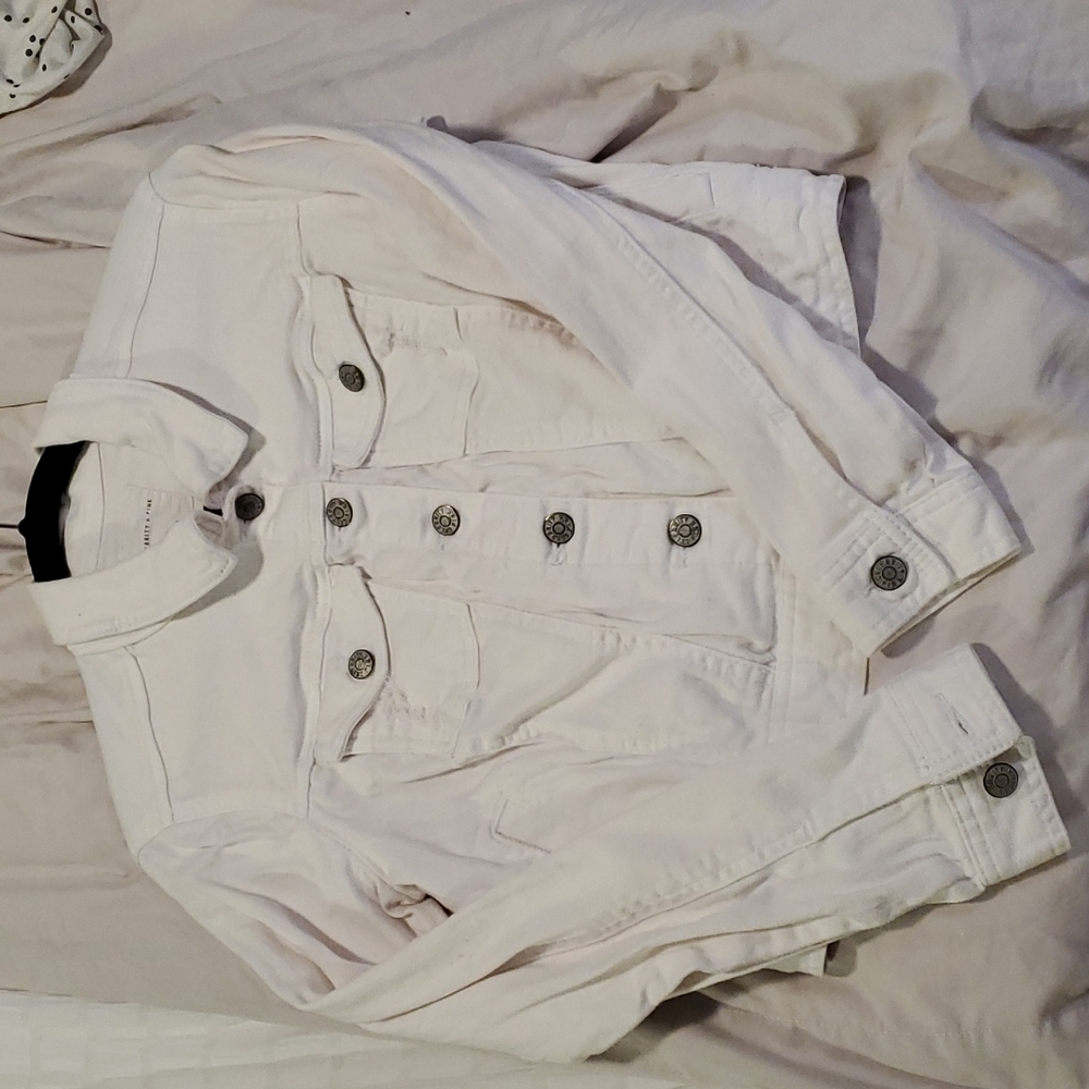 Celebrity + Pink Distressed White Denim Jacket, size Medium